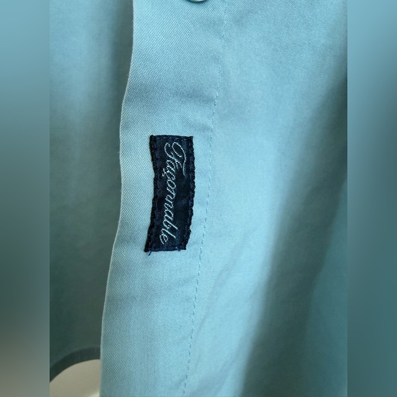 Faconnable Ladies Sky Blue Button Down Shirt. Designed in France. Size XL. - Picture 9 of 13